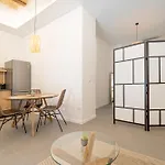 Apartment Esc - Loft Comodos Y Espaciosos Estudios Cercanos A Estacion Joaquin Sorolla