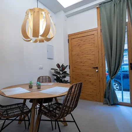 Apartman Esc - Loft Comodos Y Espaciosos Estudios Cercanos A Estacion Joaquin Sorolla *