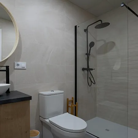 Apartman Esc - Loft Comodos Y Espaciosos Estudios Cercanos A Estacion Joaquin Sorolla *