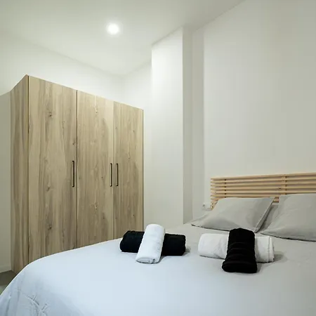 Apartman Esc - Loft Comodos Y Espaciosos Estudios Cercanos A Estacion Joaquin Sorolla *
