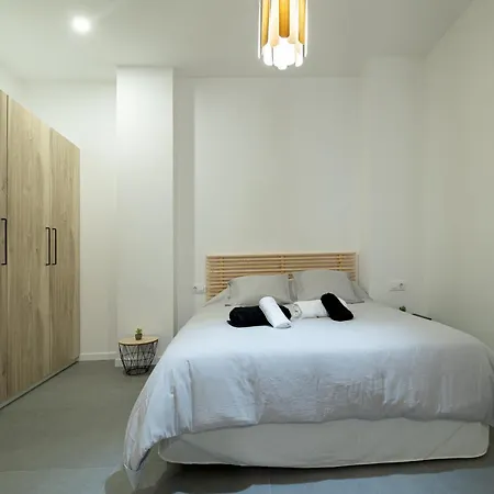 Apartman Esc - Loft Comodos Y Espaciosos Estudios Cercanos A Estacion Joaquin Sorolla Valencia