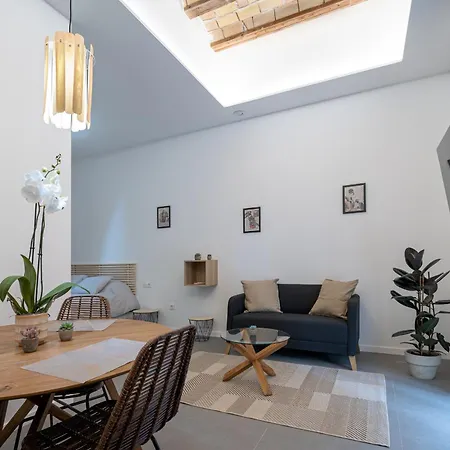 Appartement Esc - Loft Comodos Y Espaciosos Estudios Cercanos A Estacion Joaquin Sorolla Valencia